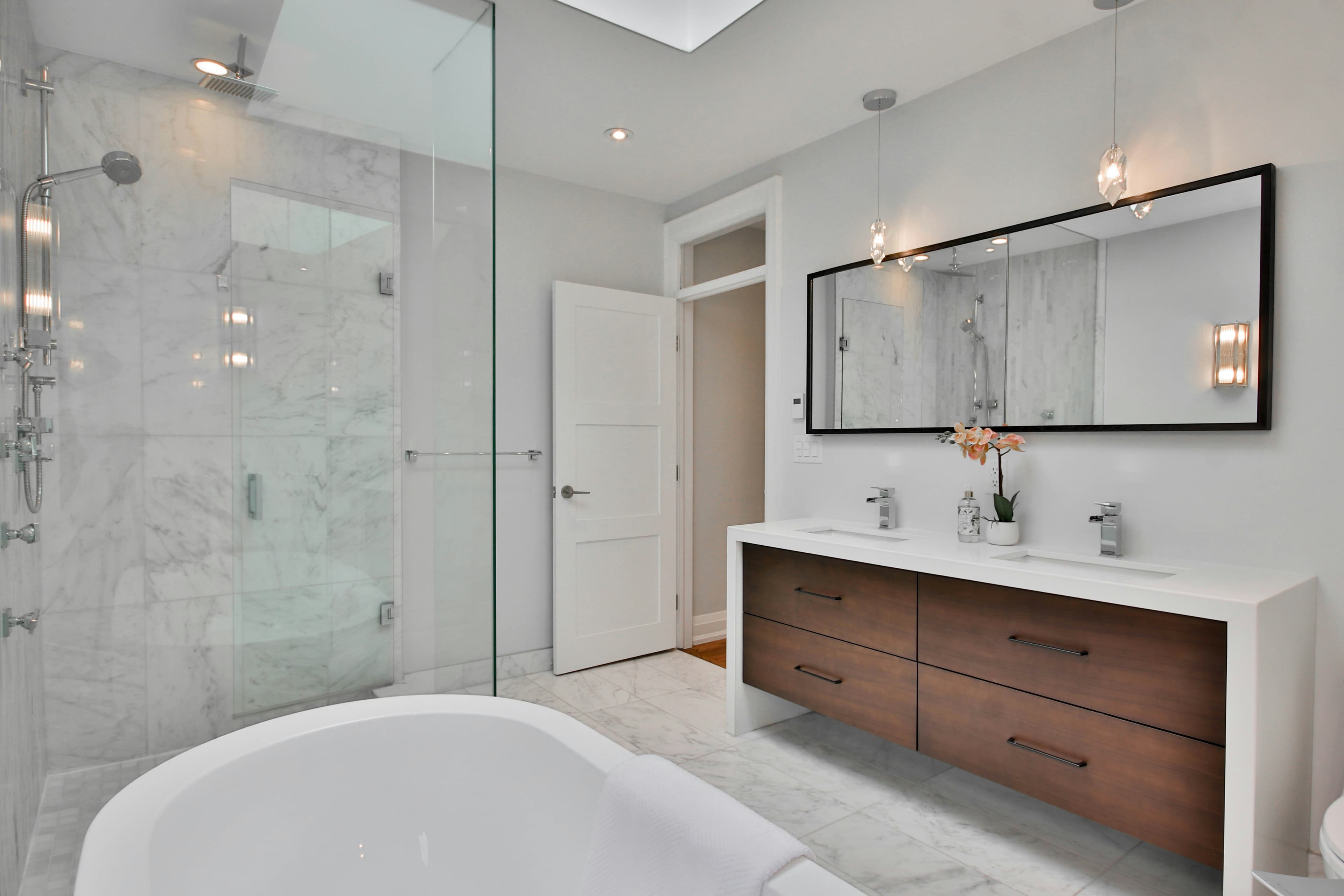 Bathroom Remodel Cost Guide: What Homeowners Should Budget For